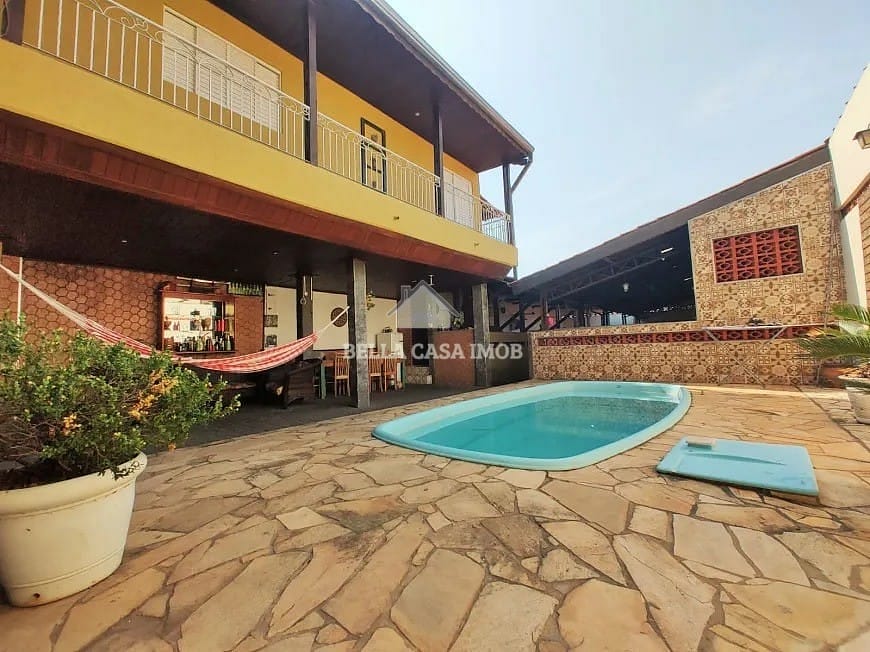 Casa à venda com 4 quartos, 361m² - Foto 18