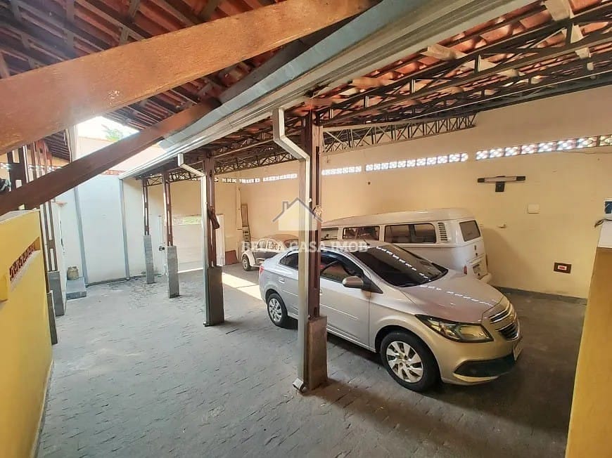 Casa à venda com 4 quartos, 361m² - Foto 25