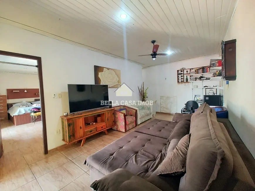 Casa à venda com 4 quartos, 361m² - Foto 6