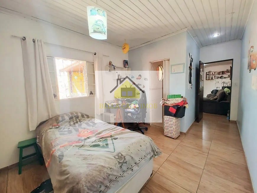 Casa à venda com 4 quartos, 361m² - Foto 12