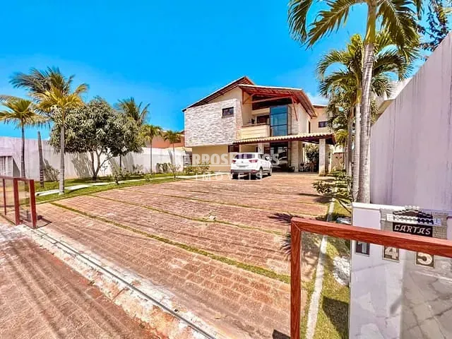 Casa com 1024m² 4 quartos e 5 banheiros, à venda, no bairro Aruana em Aracaju