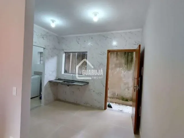 Casa com 40m² 1 quarto e 1 banheiro, à venda, no bairro Santa Cruz dos Navegantes em Guarujá