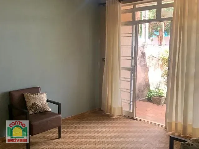 Casa com 282m² 3 quartos e 4 banheiros, à venda, no bairro Vila Miguel Jorge em Anápolis
