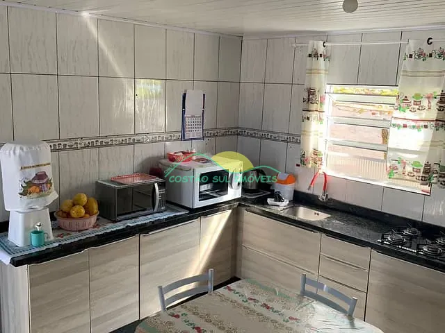 Casa com 120m² 1 quarto e 1 banheiro, à venda, no bairro Tapera em Florianópolis