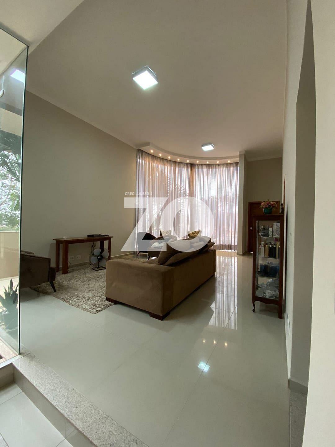 Casa, 3 quartos, 210 m² - Foto 2