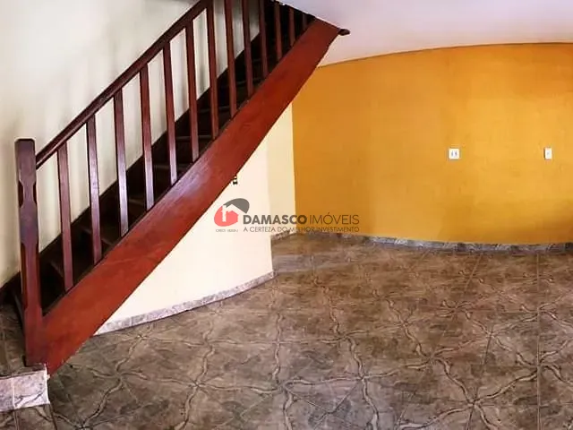 Casa com 167m² 2 quartos e 2 banheiros, à venda, no bairro Fundação em São Caetano do Sul
