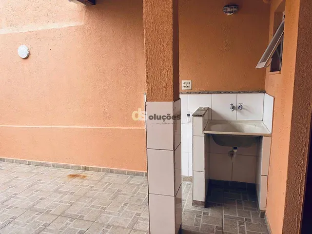 Casa 2 quartos e 1 banheiro, à venda, no bairro Vila Mazzei em São Paulo