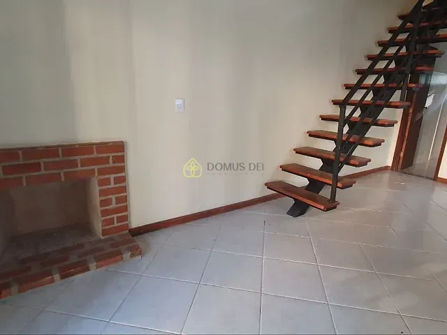 Casa com 199m² 2 quartos e 3 banheiros, à venda, no bairro Vila Benfica em Itatiaia