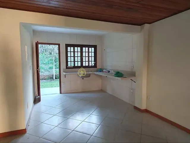 Casa com 199m² 2 quartos e 3 banheiros, à venda, no bairro Vila Benfica em Itatiaia