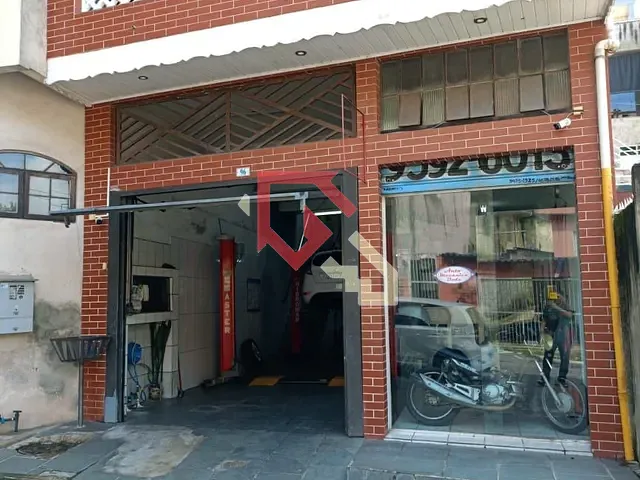 Casa com 170m² 5 quartos e 6 banheiros, à venda, no bairro Jardim Rosina em Mauá