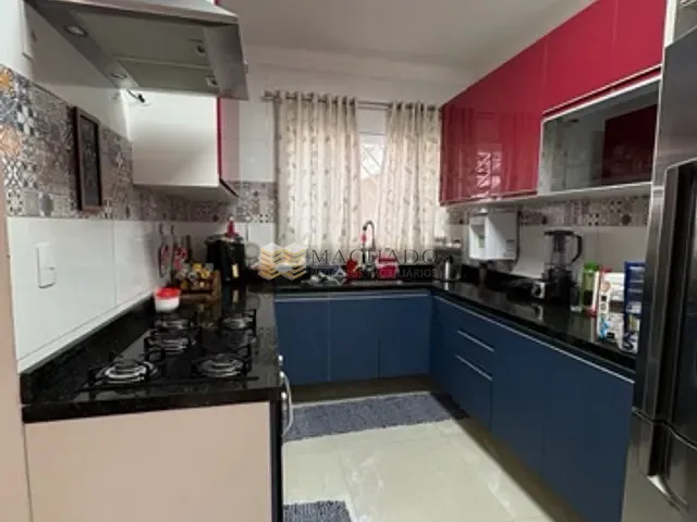 Casa 3 quartos e 4 banheiros, à venda, no bairro Portais (Polvilho) em Cajamar