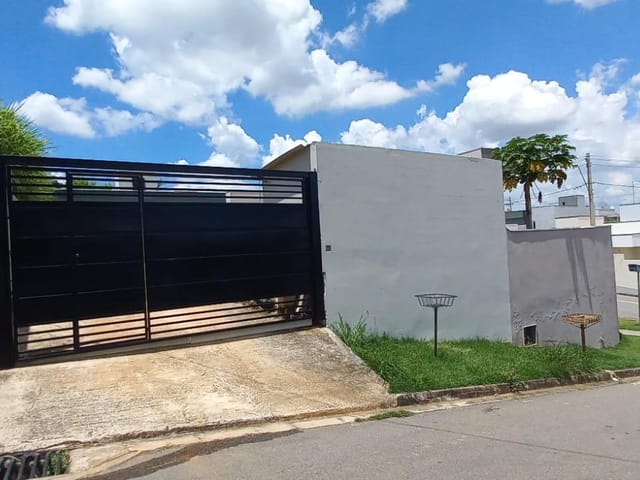 Casa com 250m² 1 quarto e 1 banheiro, à venda, no bairro Residencial Capivari em Louveira