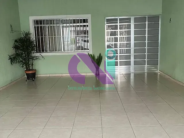 Casa com 212m² 3 quartos e 2 banheiros, à venda, no bairro km 18 em Osasco