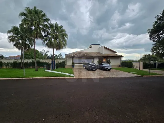 Casa com 3000m² 5 quartos e 8 banheiros, à venda, no bairro Condomínio Veneza em Ribeirão Preto