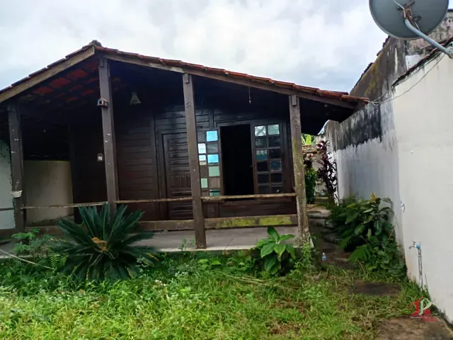 Casa 2 quartos e 1 banheiro, à venda, no bairro Belas Artes em Itanhaém