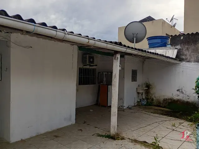 Casa 2 quartos e 1 banheiro, à venda, no bairro Belas Artes em Itanhaém