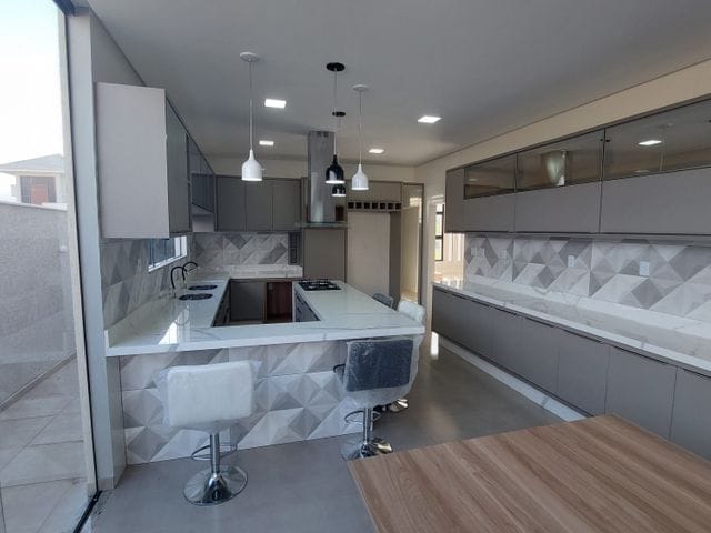 Foto do Casa - ALPHAVILLE I Casa nova pronta para morar de 3 suítes + cozinha com espaço gourmet e móveis planejados à venda, Universidade, Vitória da Conquista, BA | Locar Imóvel