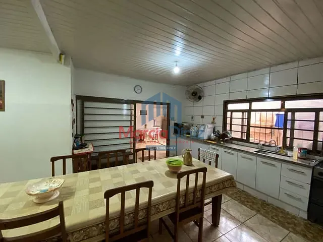 Casa com 200m² 3 quartos e 1 banheiro, à venda, no bairro Vila São Jorge em Ituverava