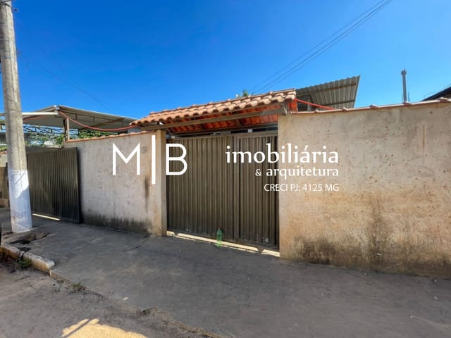 Casa 3 quartos e 2 banheiros, à venda, no bairro CENTRO em CATAGUASES
