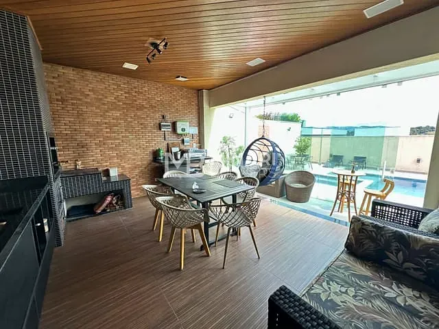 Casa 4 quartos e 7 banheiros, à venda, no bairro Alphaville em Santana de Parnaíba