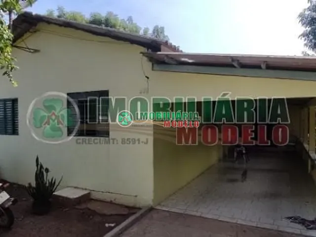 Casa 4 quartos e 2 banheiros, à venda, no bairro Nova Canarana em Canarana