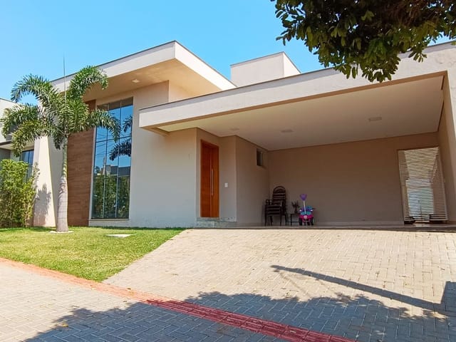 Casa com 252m² 3 quartos e 3 banheiros, à venda, no bairro Residencial Morada das Flores em Cambé