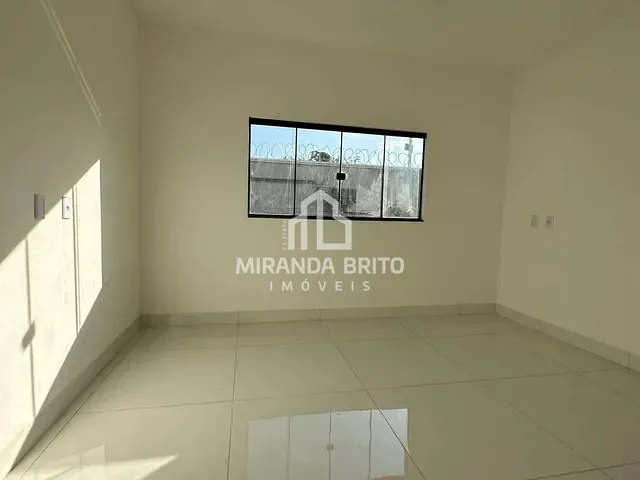 Casa 3 quartos e 2 banheiros, à venda, no bairro Vila Alzira em Aparecida de Goiânia