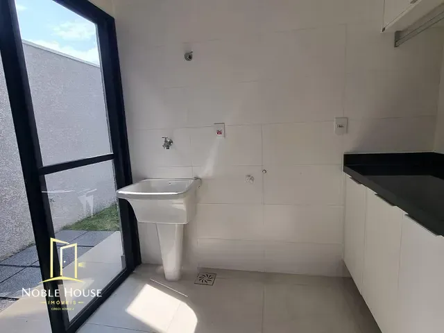Casa 3 quartos e 4 banheiros, para alugar, no bairro Chácaras Alpina em Valinhos