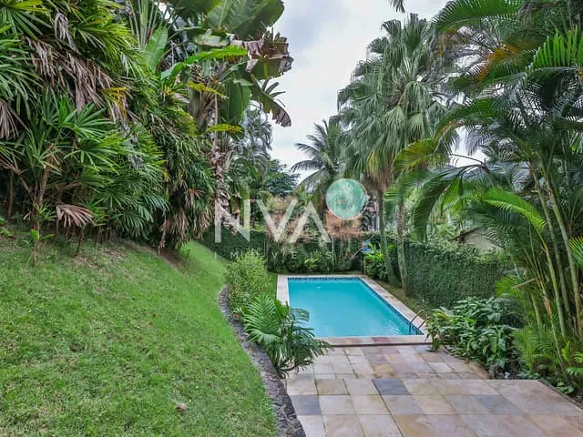 Casa com 330m² 5 quartos e 4 banheiros, à venda, no bairro Itanhangá em Rio de Janeiro