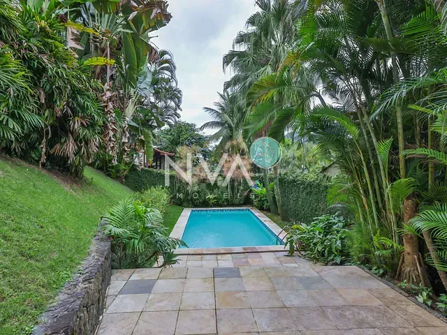 Casa com 330m² 5 quartos e 4 banheiros, à venda, no bairro Itanhangá em Rio de Janeiro