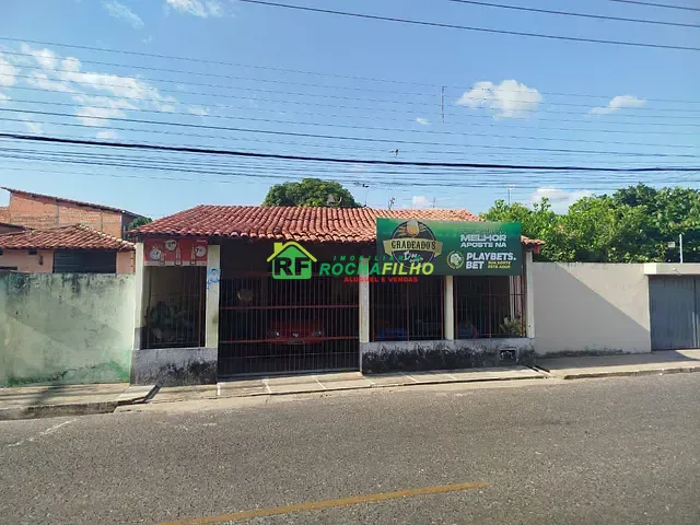 Casa com 276m² 3 quartos e 2 banheiros, à venda, no bairro Ininga em Teresina