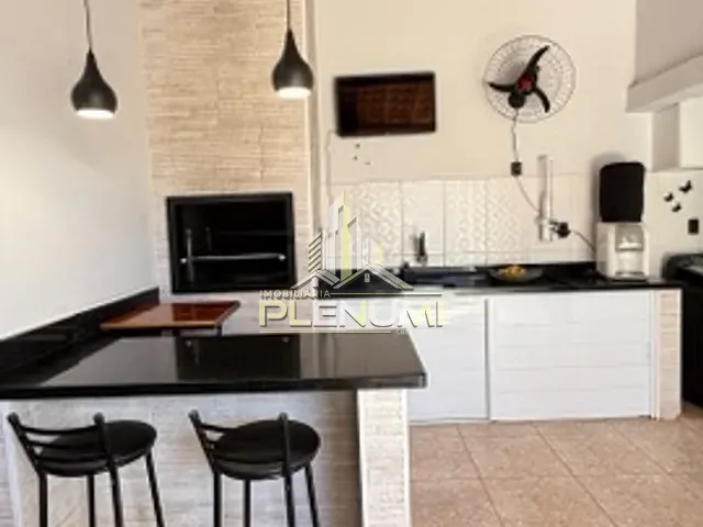Casa com 180m² 2 quartos e 2 banheiros, à venda, no bairro Conjunto Habitacional Arco-Íris (Cecap) em Rio Claro