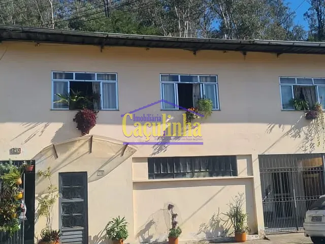Casa com 1m² 3 quartos e 1 banheiro, à venda, no bairro Santanesia em Piraí