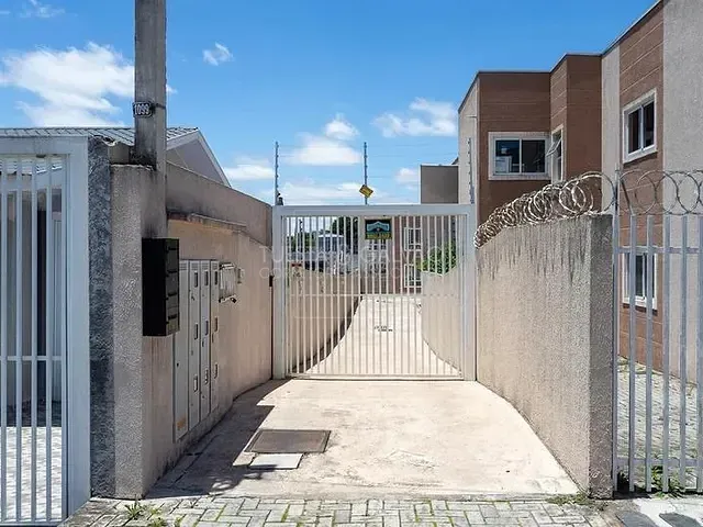 Casa com 100m² 2 quartos e 2 banheiros, à venda, no bairro Lindoia em Curitiba