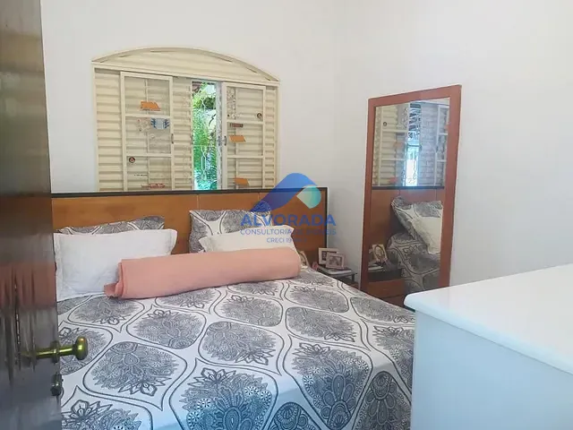 Casa com 140m² 3 quartos e 1 banheiro, à venda, no bairro Campo dos Alemães em São José dos Campos