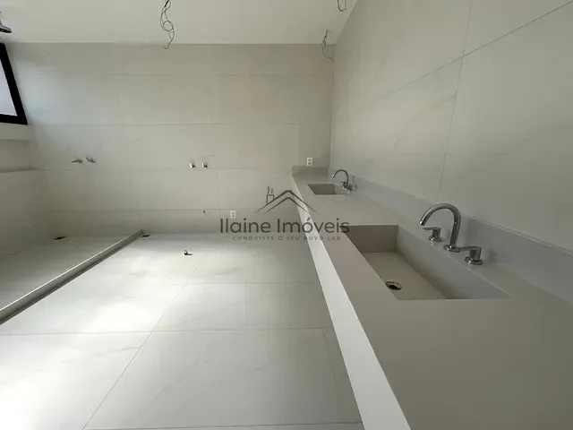 Casa com 670m² 5 quartos e 6 banheiros, à venda, no bairro Itanhangá em Rio de Janeiro