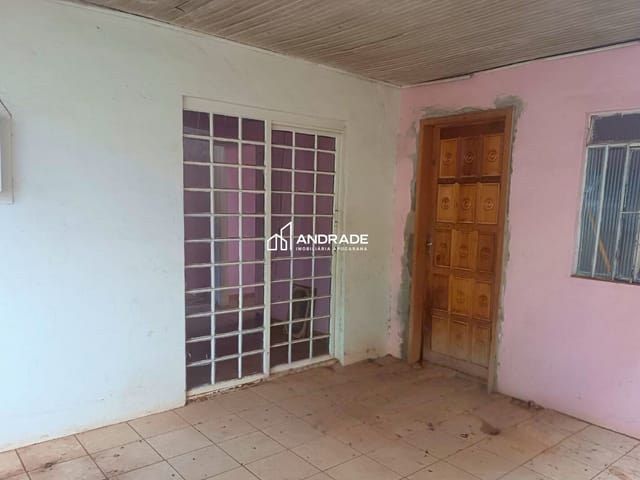 Casa com 256m² 2 quartos e 1 banheiro, à venda, no bairro Parque Residencial Milani em Apucarana