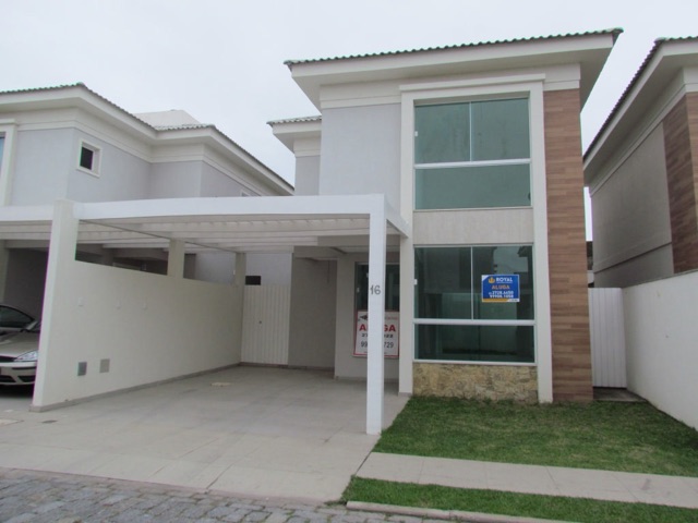 Casa com 180m² 3 quartos e 3 banheiros, para alugar, no bairro Parque Rosário em Campos dos Goytacazes