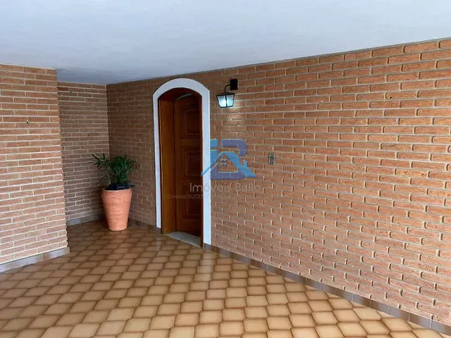 Casa com 239m² 3 quartos e 3 banheiros, à venda, no bairro Vila Bela Vista em Itatiba