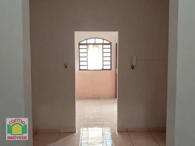 Casa com 200m² 3 quartos e 2 banheiros, à venda, no bairro Boa Vista em Anápolis