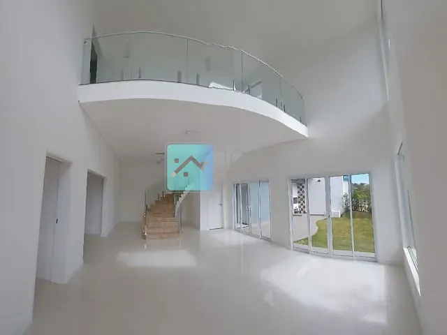 Casa com 250m² 4 quartos e 4 banheiros, à venda, no bairro São João em Jacareí