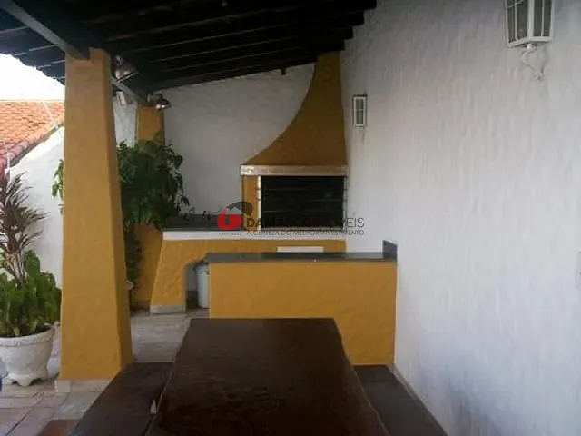 Casa com 510m² 4 quartos e 6 banheiros, à venda, no bairro Jardim São Caetano em São Caetano do Sul