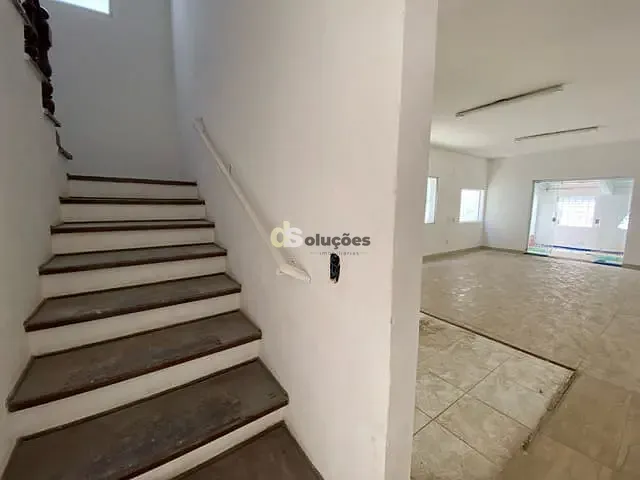 Casa para alugar, no bairro Sumarezinho em São Paulo