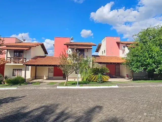 Casa com 169m² 3 quartos e 3 banheiros, à venda, no bairro Parque Ipiranga em Resende
