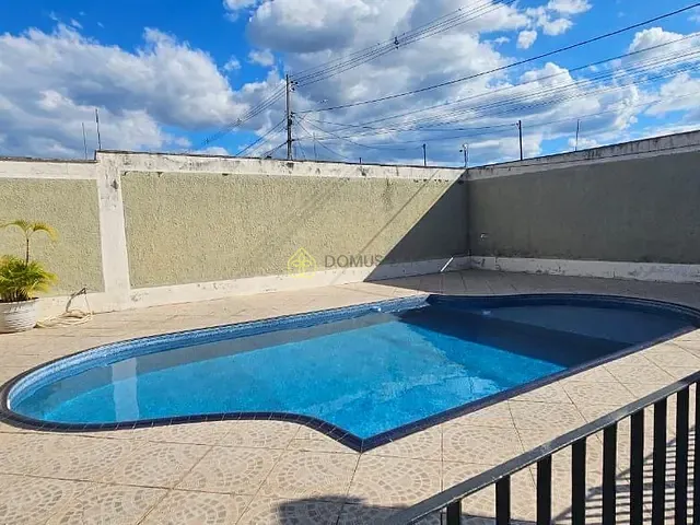 Casa com 169m² 3 quartos e 3 banheiros, à venda, no bairro Parque Ipiranga em Resende