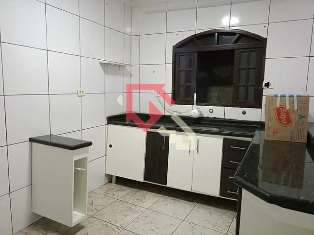 Casa 4 quartos e 2 banheiros, à venda, no bairro Jardim Zaira em Mauá