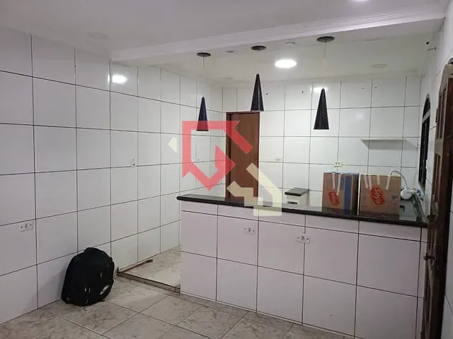 Casa 4 quartos e 2 banheiros, à venda, no bairro Jardim Zaira em Mauá