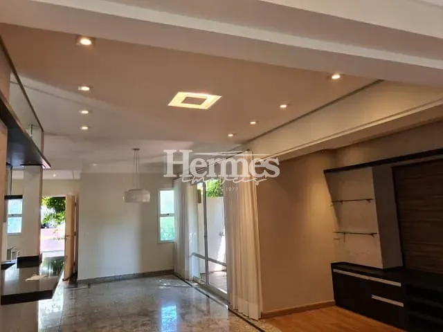 Casa com 317m² 4 quartos e 4 banheiros, à venda, no bairro Parque Imperador em Campinas