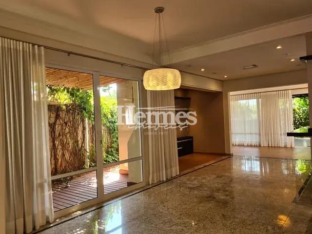 Casa com 317m² 4 quartos e 4 banheiros, à venda, no bairro Parque Imperador em Campinas