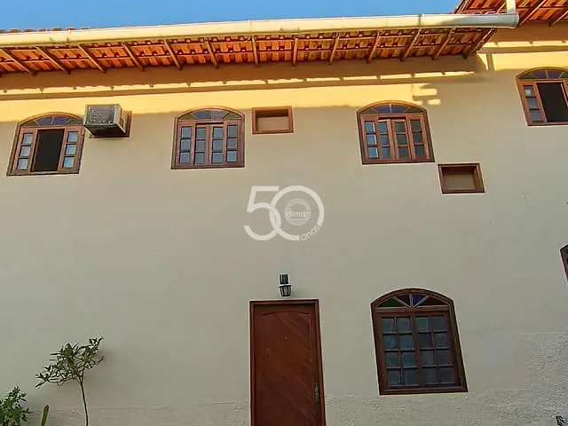 Casa com 60m² 2 quartos e 2 banheiros, para alugar, no bairro Tanque em Rio de Janeiro